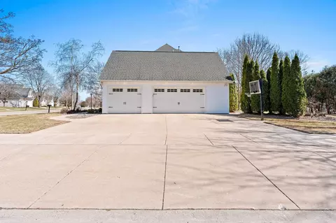 301 E Castlebury Ln, Appleton, WI 54913 photo 52