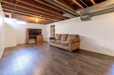 Living - 517 E Wilson Ave, Appleton, WI 54915 photo 4 of 5