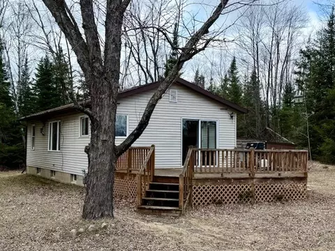 18190 Sunset Bay Ln, Townsend, WI 54175