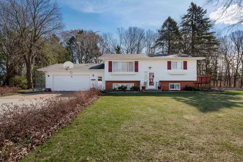 204 Woodside St, Rosendale, WI 54974