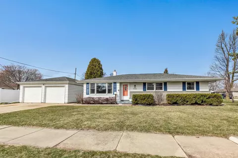 404 S Roger St, Kimberly, WI 54136