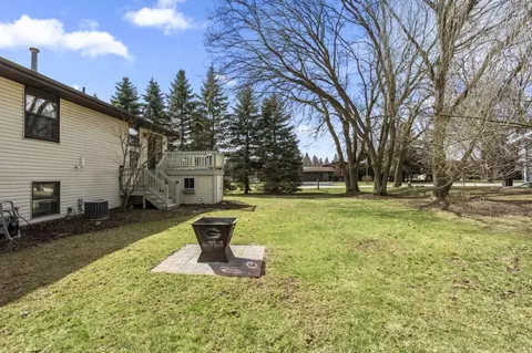 Exterior - n419 Mayflower Road, Appleton, WI 54914 photo 3 of 5