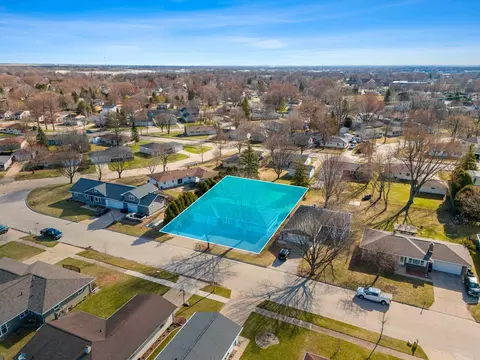 View/Area - 1202 S Lee St, Appleton, WI 54915 photo 2 of 10