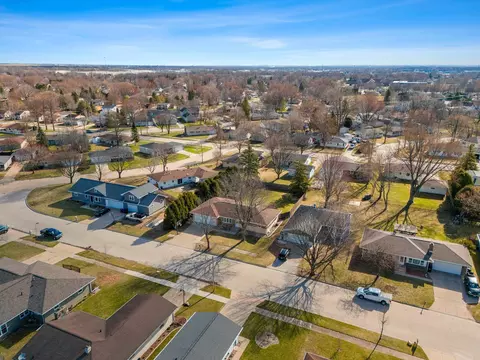 View/Area - 1202 S Lee St, Appleton, WI 54915 photo 6 of 10