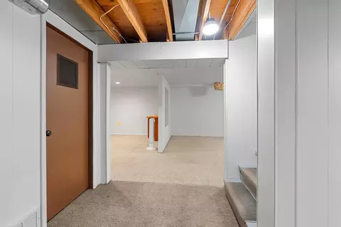 Entry Way - 1202 S Lee St, Appleton, WI 54915 photo 3 of 3