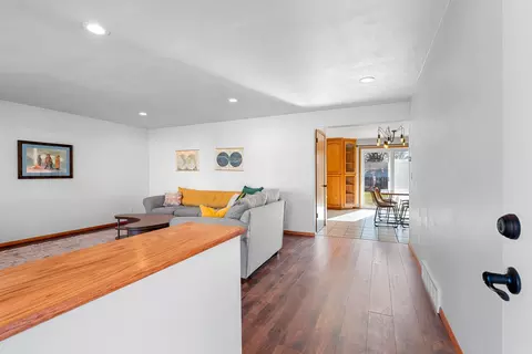 Entry Way - 1202 S Lee St, Appleton, WI 54915 photo 1 of 3
