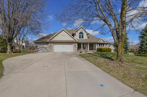 816 Windover Ct, Green Bay, WI 54313