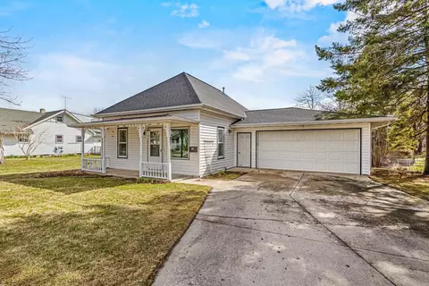 610 Wisconsin Ave, Kewaunee, WI 54216
