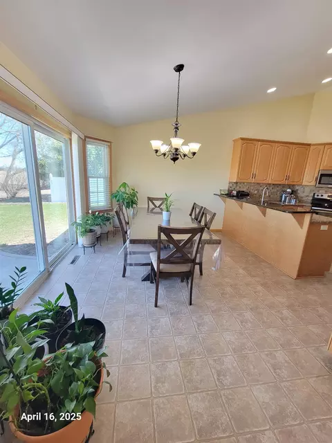 540 W Crossing Meadows Ln, Appleton, WI 54913 photo 7