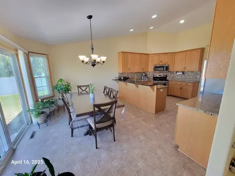 540 W Crossing Meadows Ln, Appleton, WI 54913 photo 6