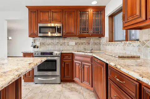 2151 Sunrise Dr, Appleton, WI 54914 photo 14