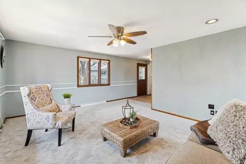 Living - 1513 E Marquette St, Appleton, WI 54911 photo 6 of 6