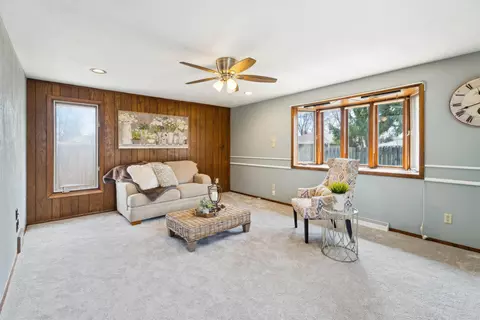Living - 1513 E Marquette St, Appleton, WI 54911 photo 4 of 6
