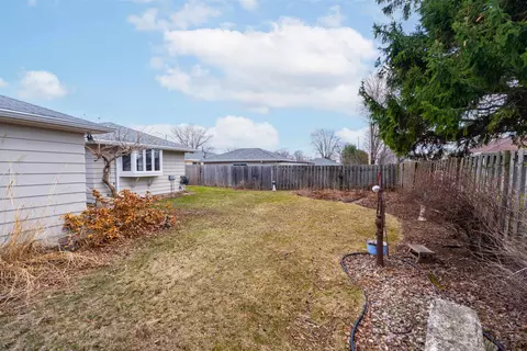 Exterior - 1513 E Marquette St, Appleton, WI 54911 photo 4 of 6