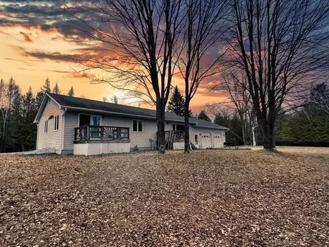 n3475 County Road 577, Wallace, MI 49893