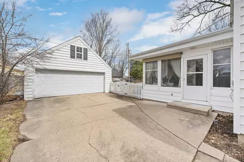 1502 W Packard St, Appleton, WI 54914 photo 2