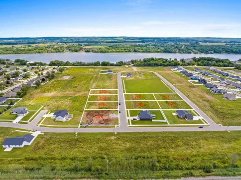 405 Lansdowne St #269, De Pere, WI 54115