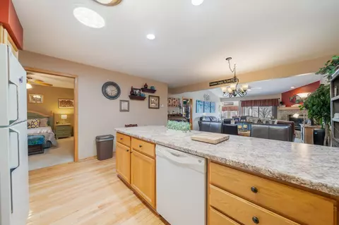 810 E River Dr #10, Omro, WI 54963 photo 16