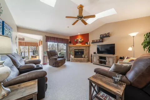 810 E River Dr #10, Omro, WI 54963 photo 22