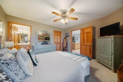 810 E River Dr #10, Omro, WI 54963 photo 30