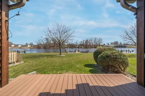 810 E River Dr #10, Omro, WI 54963 photo 14
