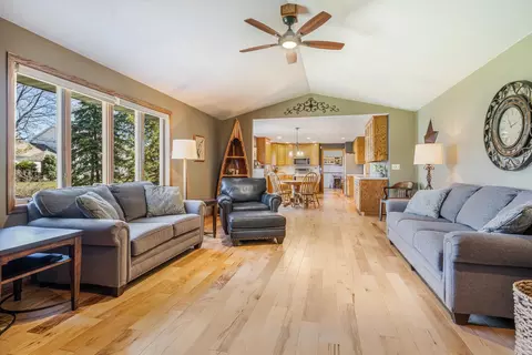 516 W Old Sleigh Ln, Appleton, WI 54913 photo 18