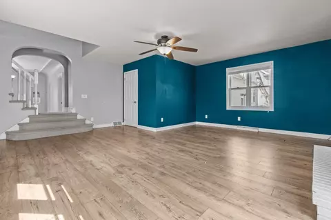 Living - 836 E Hancock St, Appleton, WI 54911 photo 4 of 8
