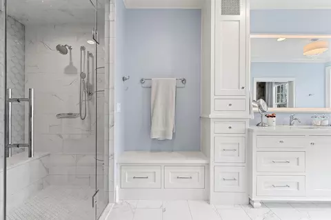 Bath - 6916 N Palladium Ct, Appleton, WI 54913 photo 6 of 13