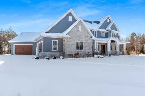 Exterior - 6916 N Palladium Ct, Appleton, WI 54913 photo 7 of 13