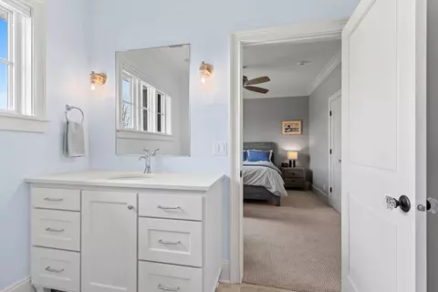 Bath - 6916 N Palladium Ct, Appleton, WI 54913 photo 8 of 13