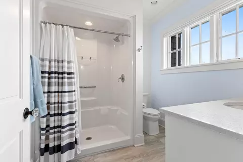 Bath - 6916 N Palladium Ct, Appleton, WI 54913 photo 7 of 13