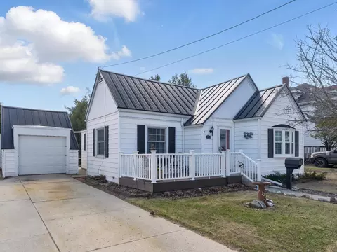 286 Mill St, Algoma, WI 54201 photo 2