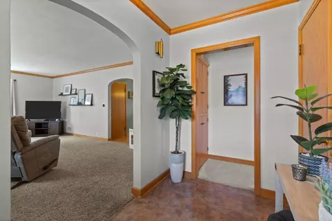 Entry Way - 1915 S Bouten St, Appleton, WI 54915 photo 1 of 3