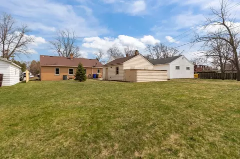 Exterior - 1915 S Bouten St, Appleton, WI 54915 photo 6 of 7