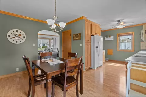 Dining - 1915 S Bouten St, Appleton, WI 54915 photo 3 of 3
