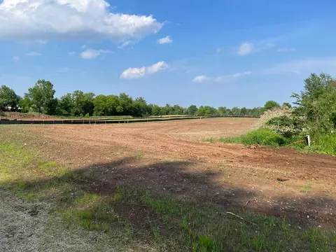 W7046 Otis Drive, Greenville, WI 54942