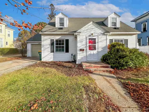 112 N Raymond St, Marinette, WI 54143