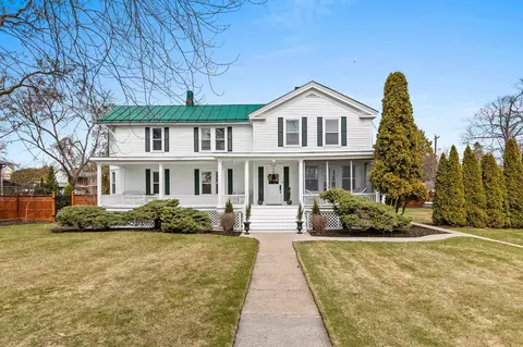 1345 Main St, Oconto, WI 54153