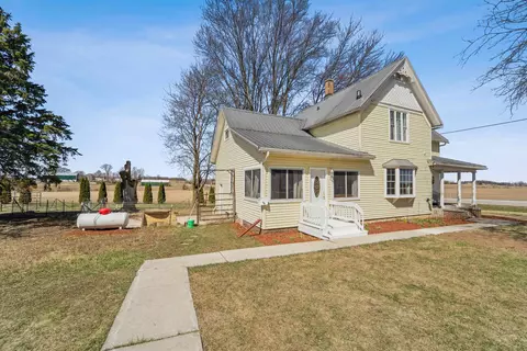 w1951 County Road H, New Holstein, WI 53061