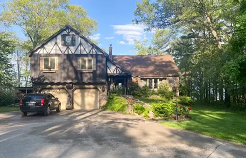 n846 Pond Road, Marinette, WI 54143