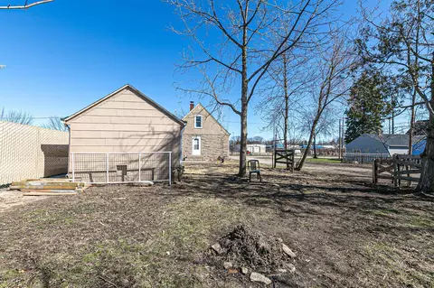 Exterior - 1419 W 4th St, Appleton, WI 54914 photo 7 of 7