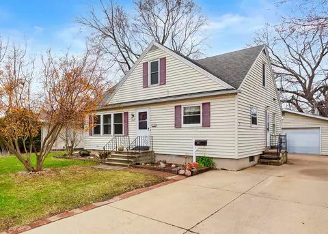 1515 Hazel St, Oshkosh, WI 54901