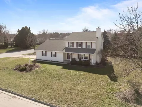 1251 Coprinus Dr, Green Bay, WI 54313