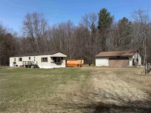 w625 Wiegers Road, Marinette, WI 54143
