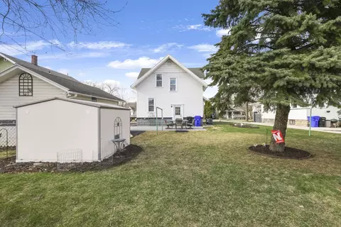 Exterior - 1109 W Harris St, Appleton, WI 54914 photo 2 of 6