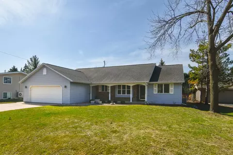 184 Baldwin Ct, Appleton, WI 54915