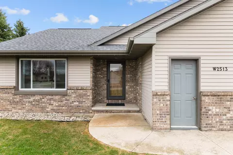 w2513 Wedgewood Court, Appleton, WI 54915 photo 4
