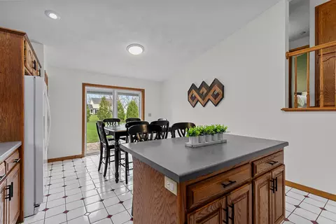w2513 Wedgewood Court, Appleton, WI 54915 photo 14