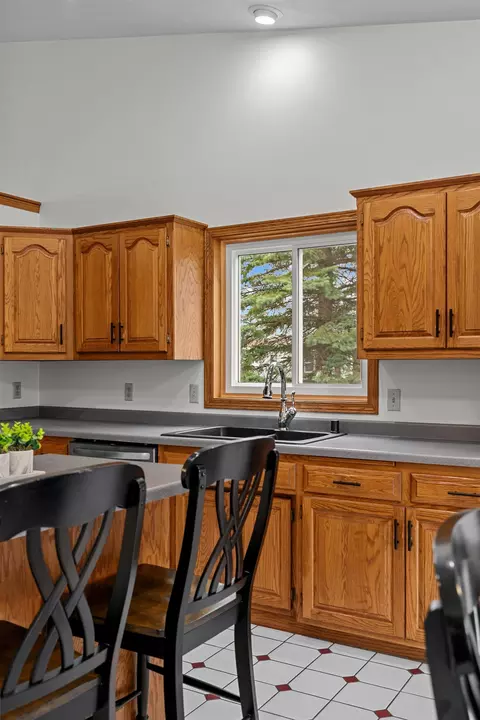 w2513 Wedgewood Court, Appleton, WI 54915 photo 11