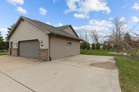 w2513 Wedgewood Court, Appleton, WI 54915 photo 59